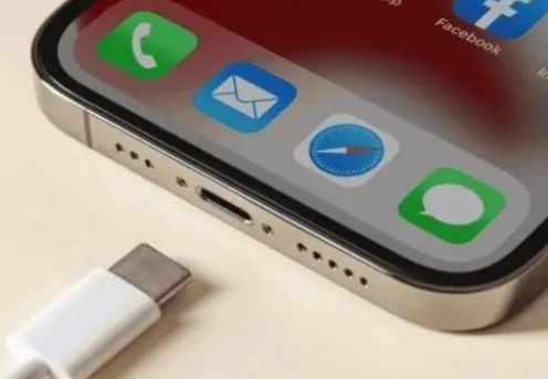 东路镇苹果15维修分享iPhone15改USB-C接口后能和安卓用户互借充电器吗 